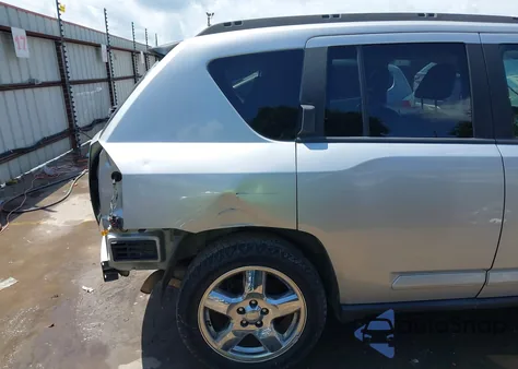 2007 Jeep Compass Limited из США, поврежденный, VIN 1J8FT57W87D230874